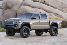 Load image into Gallery viewer, Fabtech 16-21 Toyota Tacoma 4/2WD 6 Lug Models Only 6in Perf Sys w/Dlss 2.5C/O Resi & Rr Dlss Resi