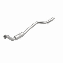 Load image into Gallery viewer, Magnaflow 11-14 Dodge Charger / Chrysler 300 V6 3.6L Direct-Fit Catalytic Converter
