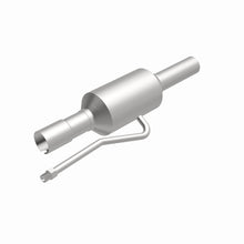 Load image into Gallery viewer, Magnaflow 2002 Dodge Ram 3500 5.9L Direct Fit Converter

