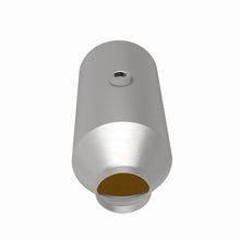 Load image into Gallery viewer, Magnaflow 2.50in. Uni. Ford 8617 Mid-Bed Series Direct Fit Converter
