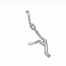 Load image into Gallery viewer, Magnaflow 04-06 Dodge Durango 5.7L Direct Fit Converter
