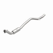 Load image into Gallery viewer, Magnaflow 11-14 Dodge Charger / Chrysler 300 V6 3.6L Direct-Fit Catalytic Converter
