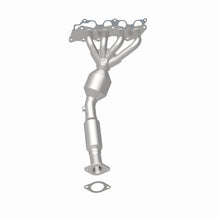 Load image into Gallery viewer, Magnaflow 05-06 Ford Focus 2.0L Direct Fit Converter
