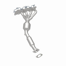 Load image into Gallery viewer, Magnaflow 05-06 Ford Focus 2.0L Direct Fit Converter
