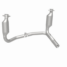 Load image into Gallery viewer, Magnaflow 2004 Dodge Dakota 3.7L Direct Fit Catalytic Converter
