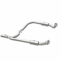 Load image into Gallery viewer, MagnaFlow 09-14 Ford E-150 California Grade CARB Compliant Direct-Fit Catalytic Converter
