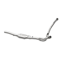 Load image into Gallery viewer, Magnaflow 2000 Dodge Dakota 3.9L Direct Fit Converter
