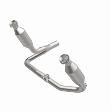 Load image into Gallery viewer, Magnaflow 2004 Dodge Dakota 3.7L Direct Fit Catalytic Converter
