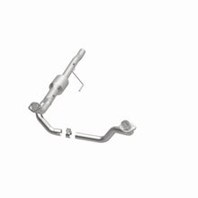 Load image into Gallery viewer, Magnaflow 00-01 Dodge Ram 1500 3.9L Direct Fit Converter
