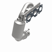 Load image into Gallery viewer, Magnaflow 2004 Ford Escape 3.0L Direct Fit Converter
