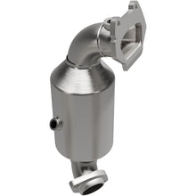 Load image into Gallery viewer, Magnaflow 11-16 Dodge Grand Caravan 3.6L Direct Fit Converter
