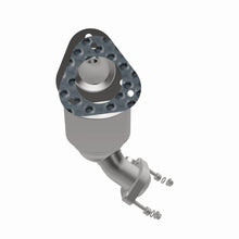 Load image into Gallery viewer, Magnaflow 2010 Ford Flex 3.5L Direct Fit Converter
