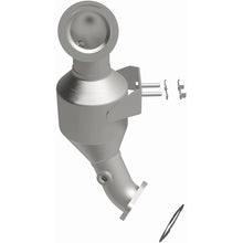 Load image into Gallery viewer, Magnaflow 12-13 Ford Edge 2.0L Direct Fit Converter
