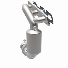 Load image into Gallery viewer, Magnaflow 2004 Ford Escape 3.0L Direct Fit Converter
