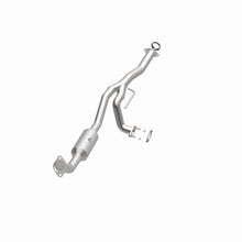 Load image into Gallery viewer, Magnaflow 07-08 Ford Ranger 3.0L Direct Fit Converter

