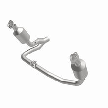 Load image into Gallery viewer, Magnaflow 2004 Dodge Dakota 4.7L Direct Fit Catalytic Converter

