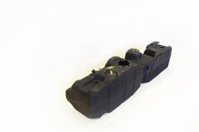 Load image into Gallery viewer, Titan Fuel Tanks 17-24 Ford F-250/F-350 PowerStroke Crew Cab Short Bed 55 Gallon XXL Mid-Ship Tank
