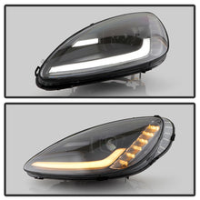 Load image into Gallery viewer, Spyder Signature Series 05-13 Chevrolet Corvette C6 Projector Headlights
