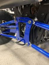 Load image into Gallery viewer, PRO XP REAR RADIUS ROD GUSSET PLATE
