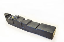 Load image into Gallery viewer, Titan Fuel Tanks 99-07 Ford F-250/F-350 PowerStroke Crew Cab Long Bed 67 Gallon XXL Mid-Ship Tank
