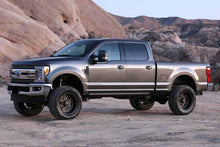 Load image into Gallery viewer, Fabtech 17-21 Ford F250/F350 4WD Diesel 6in 4Link Sys w/4.0 &amp; 2.25
