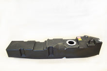Load image into Gallery viewer, Titan Fuel Tanks 99-07 Ford F-250/F-350 PowerStroke Crew Cab Short Bed 51 Gallon XXL Mid-Ship Tank
