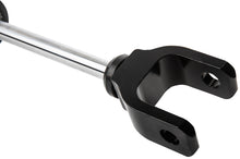 Load image into Gallery viewer, Fox 20-Up GM 2500/3500 HD Perf Series 2.0 Front Smooth 1.5-2.5in Lift - Requires Up Control Arm
